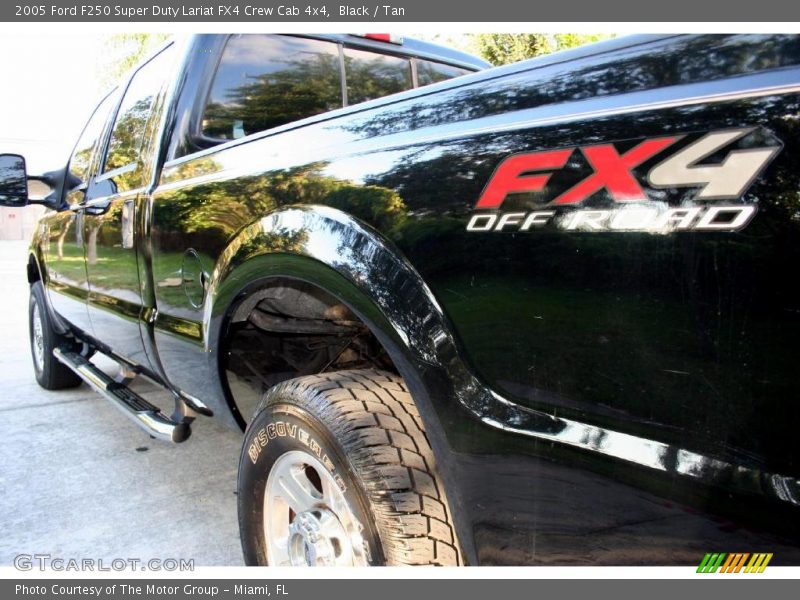 Black / Tan 2005 Ford F250 Super Duty Lariat FX4 Crew Cab 4x4