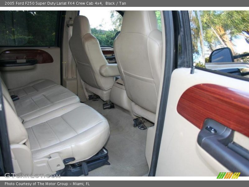 Black / Tan 2005 Ford F250 Super Duty Lariat FX4 Crew Cab 4x4