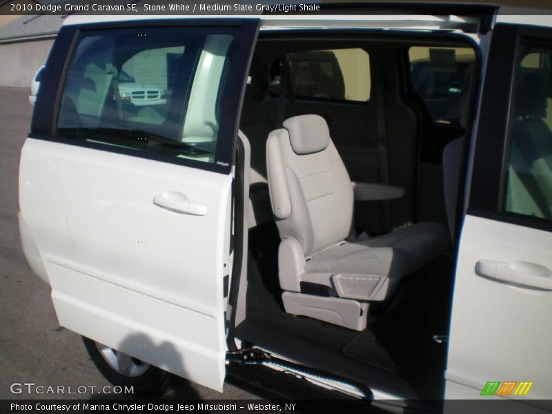 Stone White / Medium Slate Gray/Light Shale 2010 Dodge Grand Caravan SE