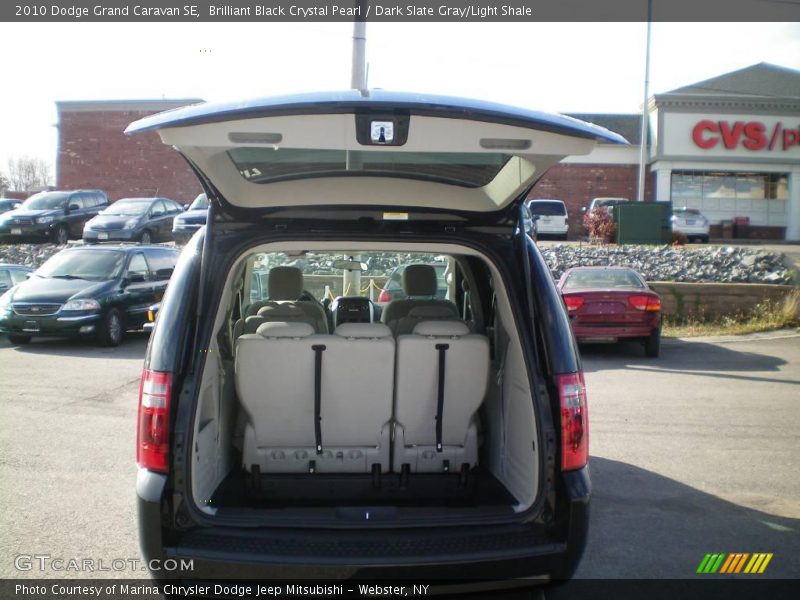 Brilliant Black Crystal Pearl / Dark Slate Gray/Light Shale 2010 Dodge Grand Caravan SE