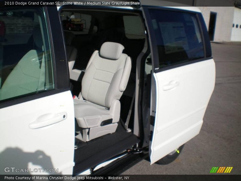 Stone White / Medium Slate Gray/Light Shale 2010 Dodge Grand Caravan SE