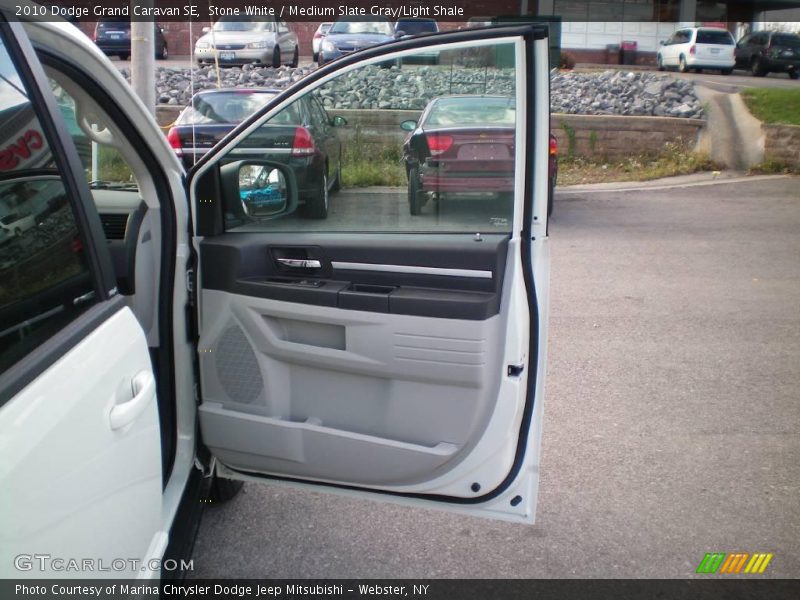 Stone White / Medium Slate Gray/Light Shale 2010 Dodge Grand Caravan SE