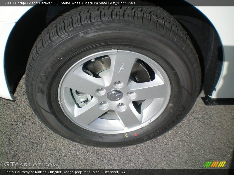 Stone White / Medium Slate Gray/Light Shale 2010 Dodge Grand Caravan SE