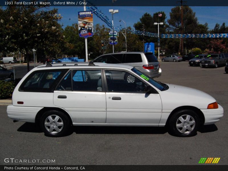 Oxford White / Grey 1993 Ford Escort LX Wagon