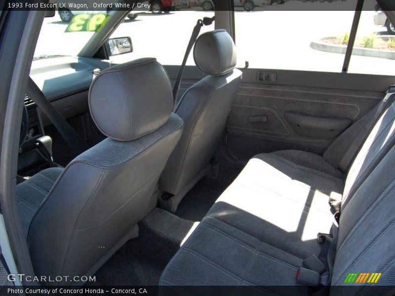 Oxford White / Grey 1993 Ford Escort LX Wagon