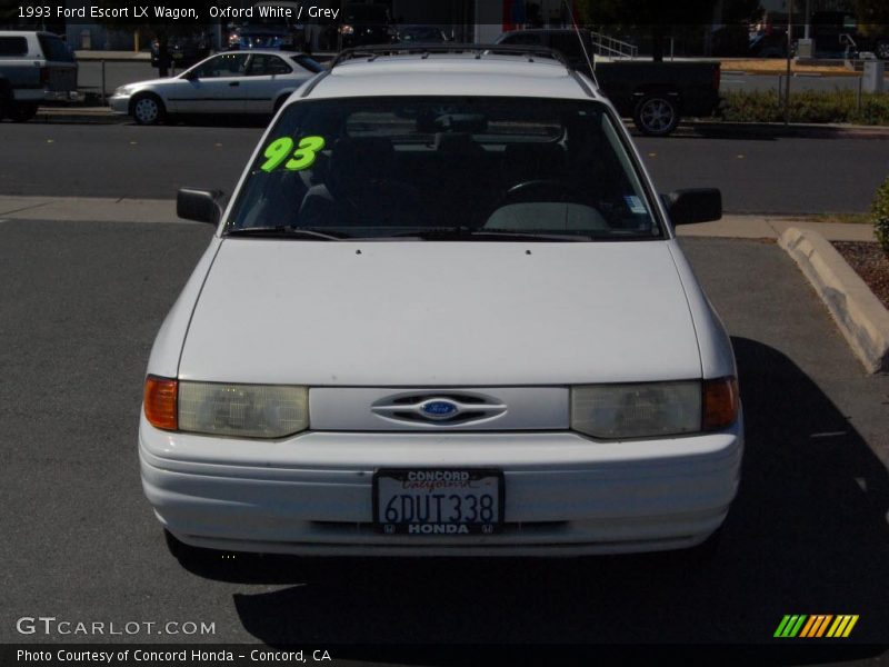 Oxford White / Grey 1993 Ford Escort LX Wagon