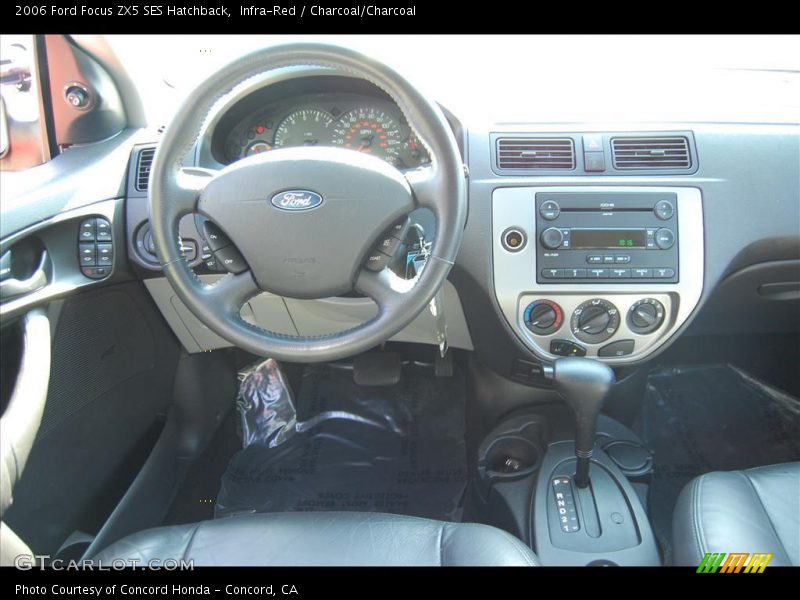 Infra-Red / Charcoal/Charcoal 2006 Ford Focus ZX5 SES Hatchback