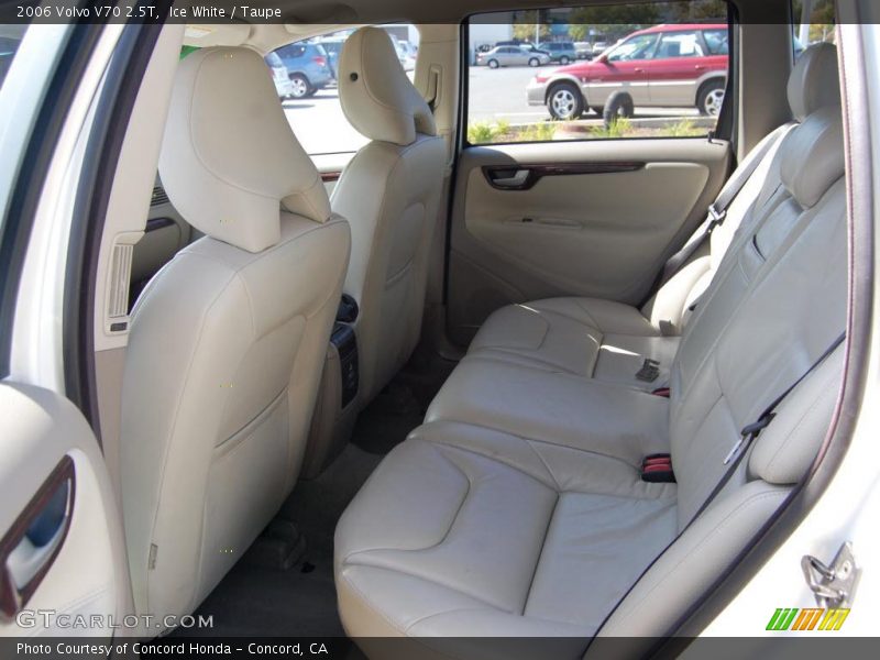 Ice White / Taupe 2006 Volvo V70 2.5T