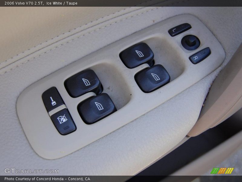 Ice White / Taupe 2006 Volvo V70 2.5T