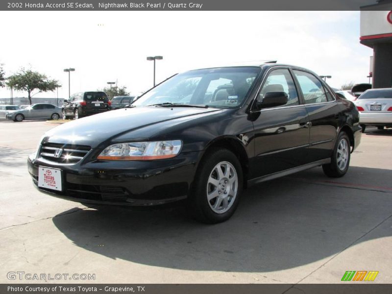 Nighthawk Black Pearl / Quartz Gray 2002 Honda Accord SE Sedan