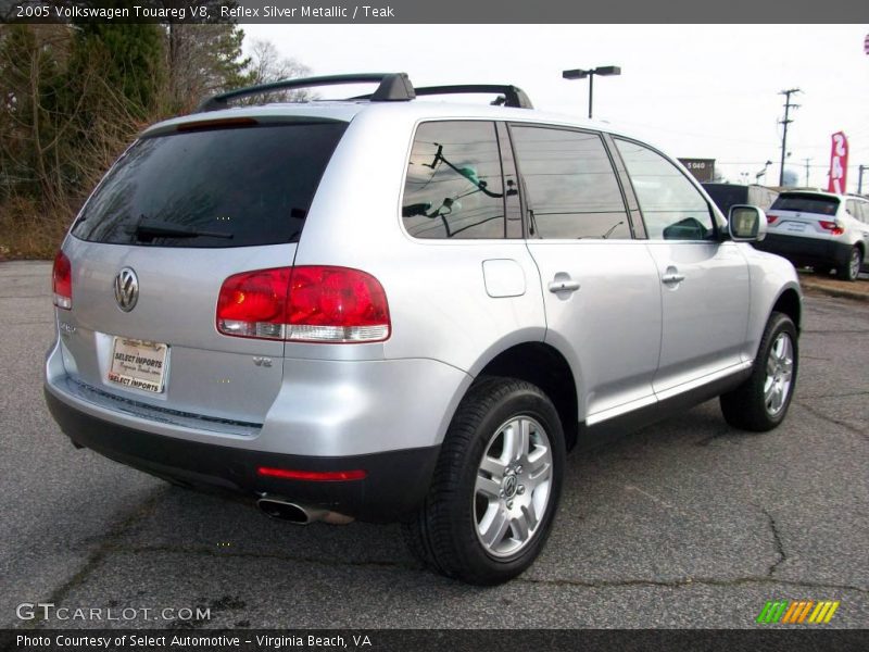 Reflex Silver Metallic / Teak 2005 Volkswagen Touareg V8