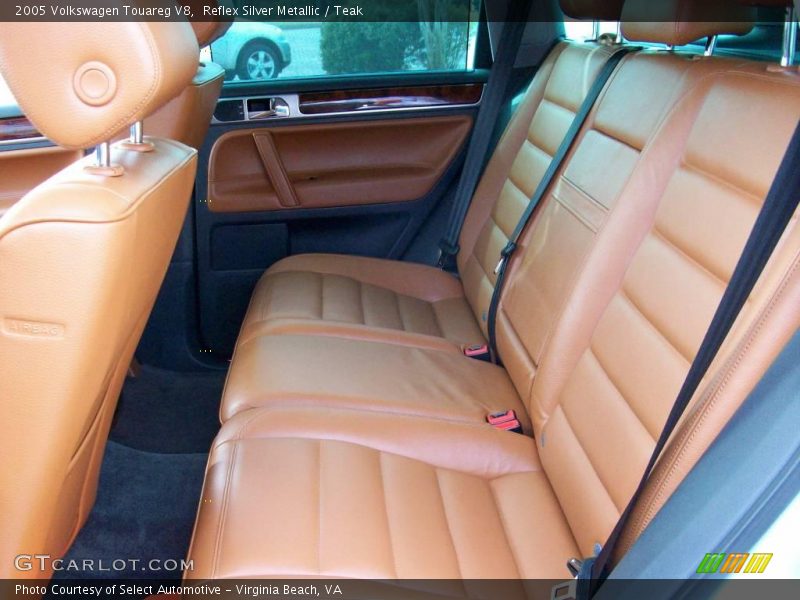 Reflex Silver Metallic / Teak 2005 Volkswagen Touareg V8