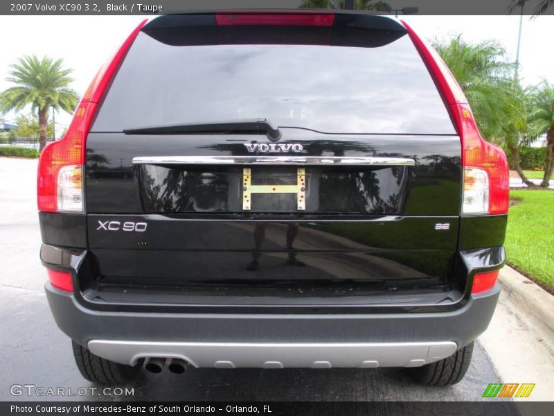 Black / Taupe 2007 Volvo XC90 3.2