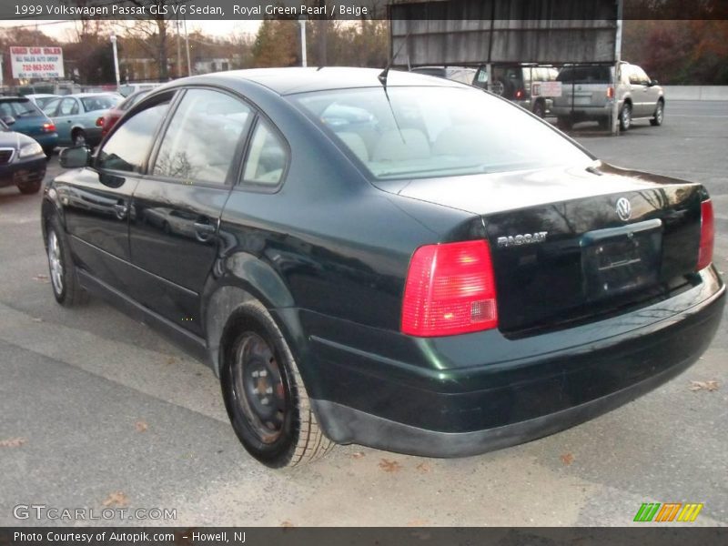 Royal Green Pearl / Beige 1999 Volkswagen Passat GLS V6 Sedan