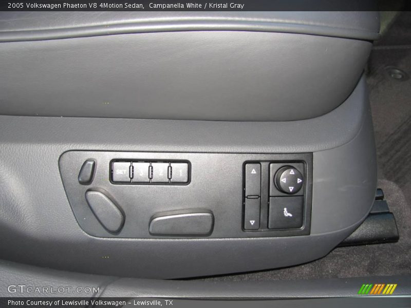 Campanella White / Kristal Gray 2005 Volkswagen Phaeton V8 4Motion Sedan