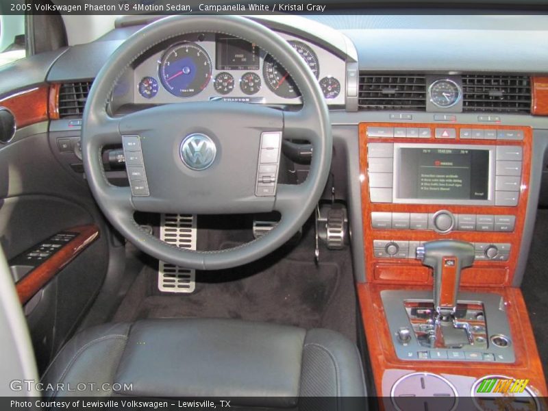Campanella White / Kristal Gray 2005 Volkswagen Phaeton V8 4Motion Sedan