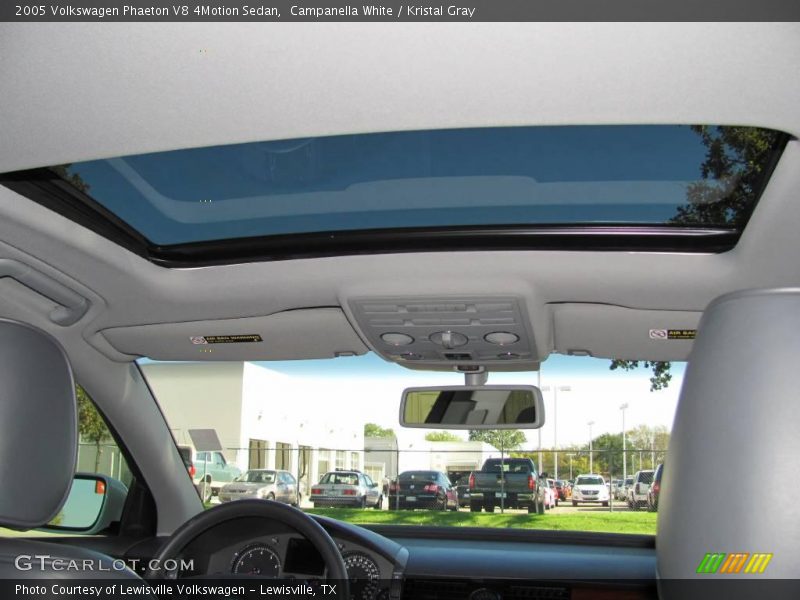 Campanella White / Kristal Gray 2005 Volkswagen Phaeton V8 4Motion Sedan