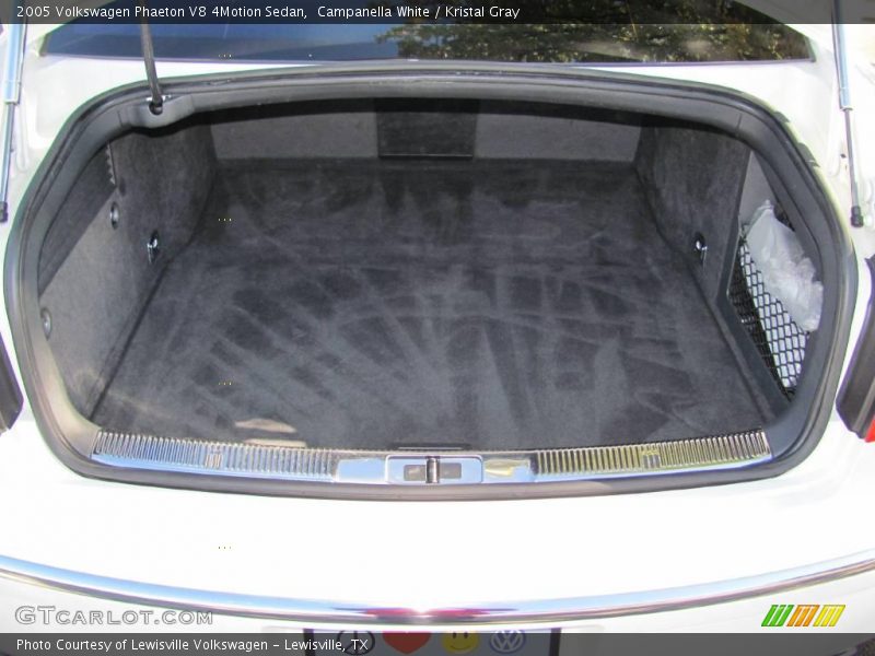 Campanella White / Kristal Gray 2005 Volkswagen Phaeton V8 4Motion Sedan