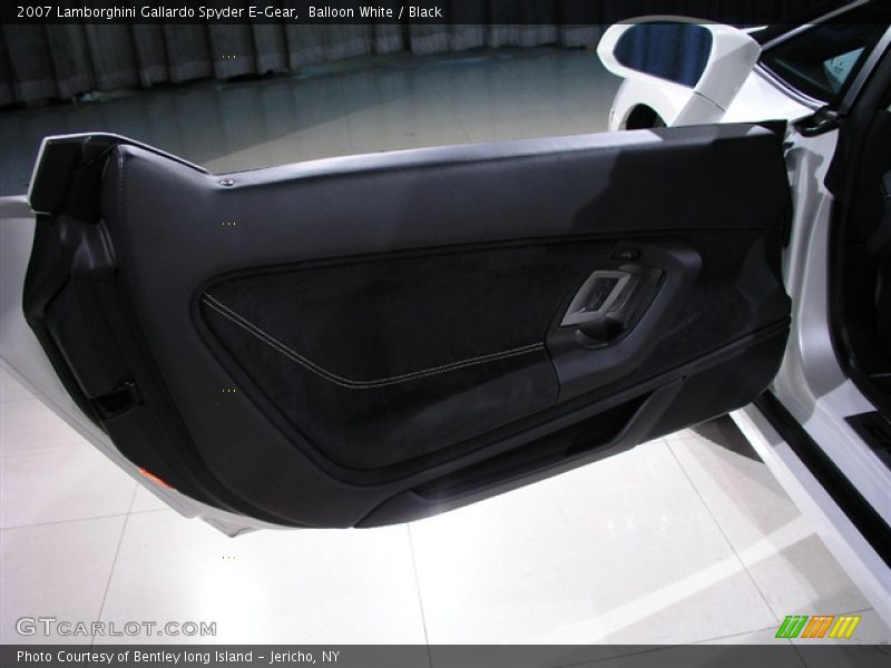 Balloon White / Black 2007 Lamborghini Gallardo Spyder E-Gear