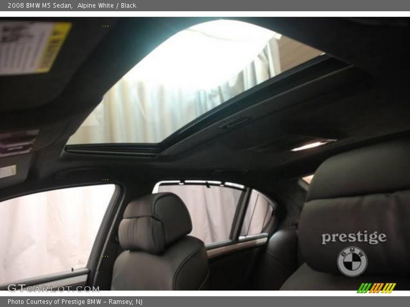 Alpine White / Black 2008 BMW M5 Sedan