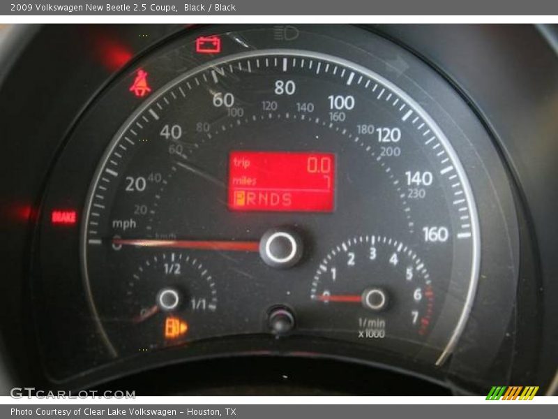Black / Black 2009 Volkswagen New Beetle 2.5 Coupe