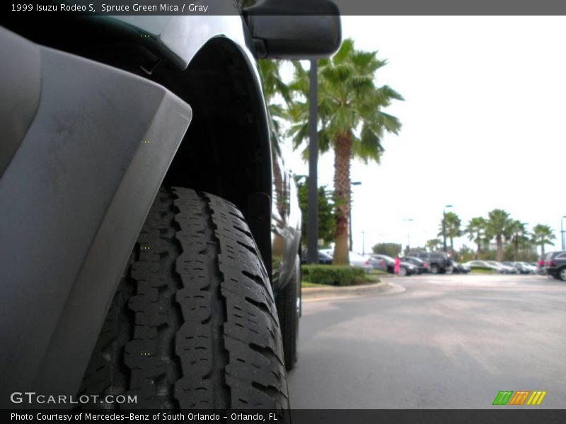 Spruce Green Mica / Gray 1999 Isuzu Rodeo S