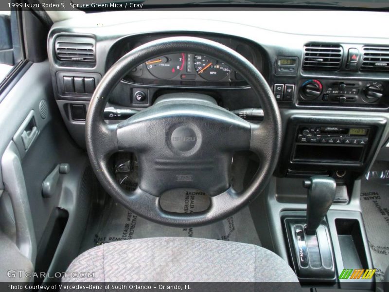 Spruce Green Mica / Gray 1999 Isuzu Rodeo S