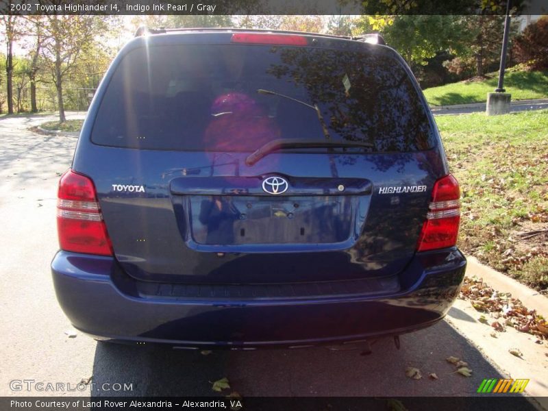 Indigo Ink Pearl / Gray 2002 Toyota Highlander I4