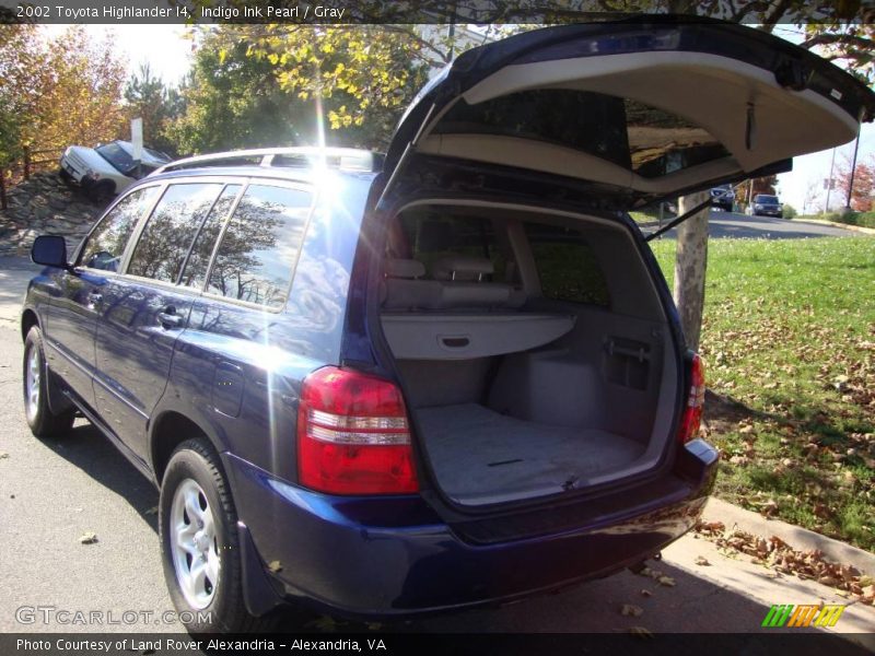 Indigo Ink Pearl / Gray 2002 Toyota Highlander I4