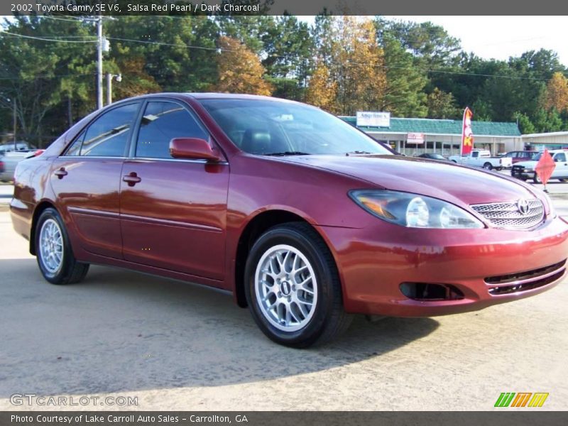 Salsa Red Pearl / Dark Charcoal 2002 Toyota Camry SE V6