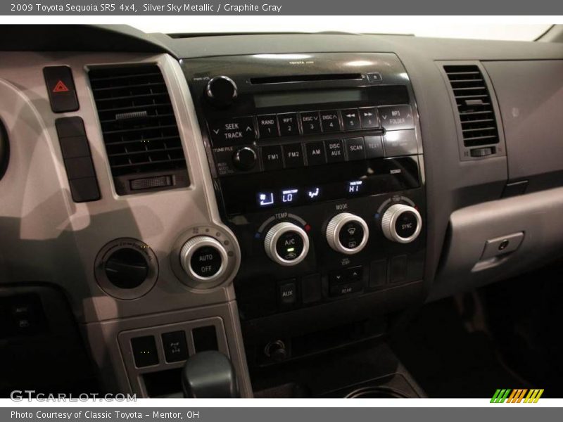 Silver Sky Metallic / Graphite Gray 2009 Toyota Sequoia SR5 4x4