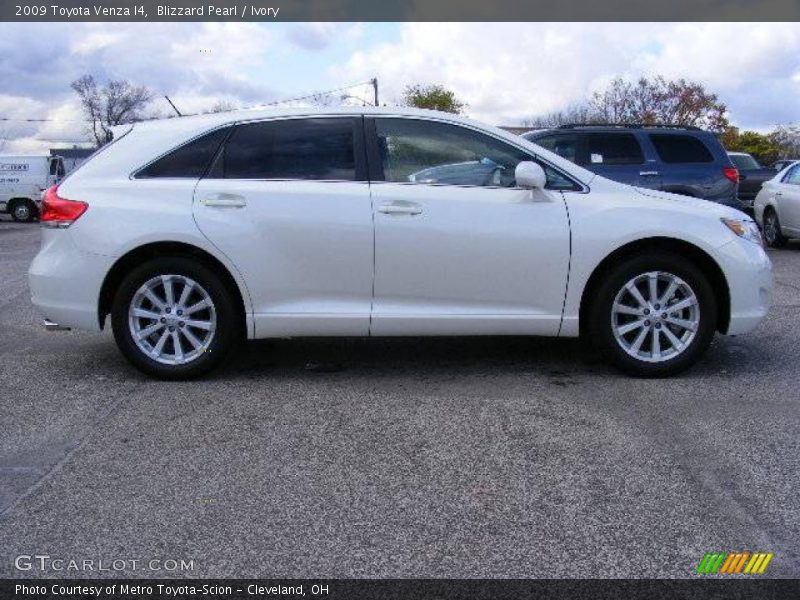 Blizzard Pearl / Ivory 2009 Toyota Venza I4