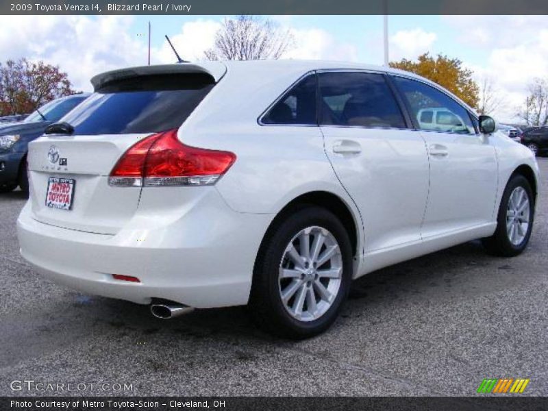 Blizzard Pearl / Ivory 2009 Toyota Venza I4