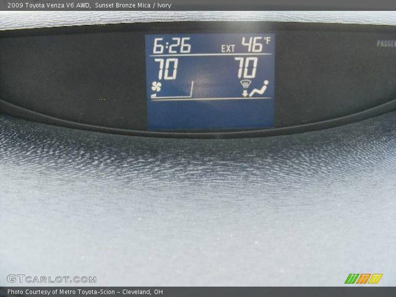 Sunset Bronze Mica / Ivory 2009 Toyota Venza V6 AWD