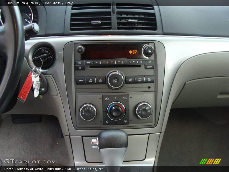 Silver Moss / Gray 2009 Saturn Aura XE