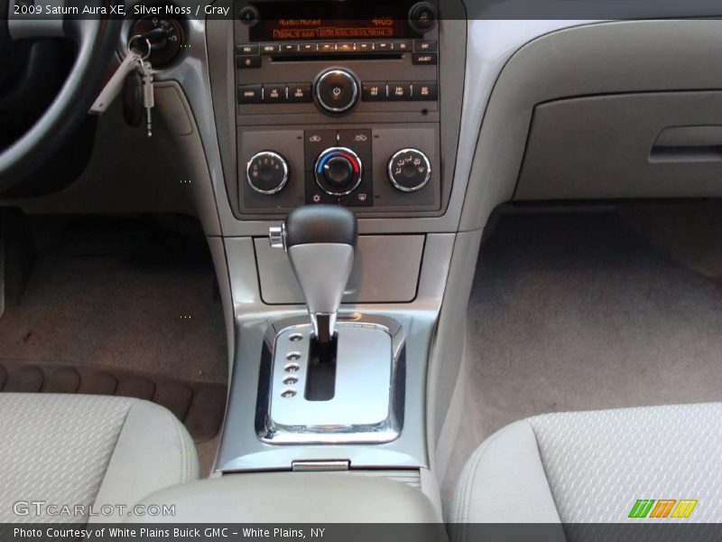 Silver Moss / Gray 2009 Saturn Aura XE