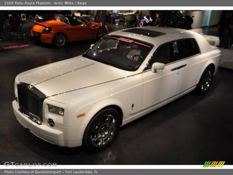 Arctic White / Beige 2006 Rolls-Royce Phantom