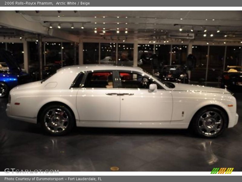 Arctic White / Beige 2006 Rolls-Royce Phantom
