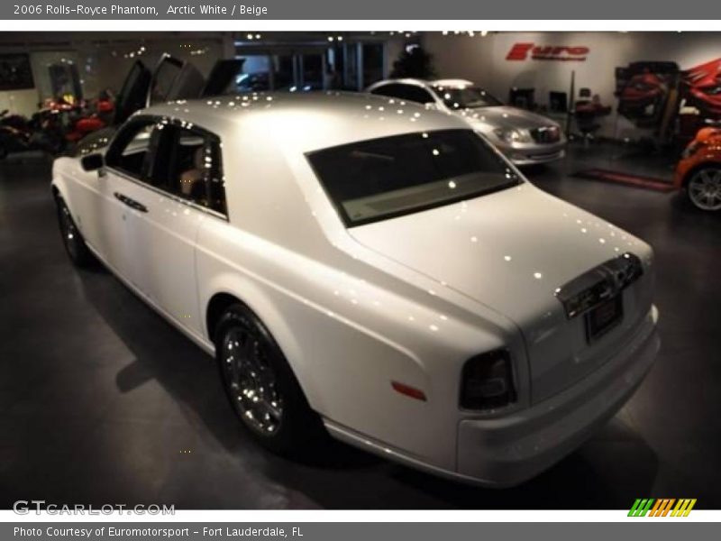 Arctic White / Beige 2006 Rolls-Royce Phantom