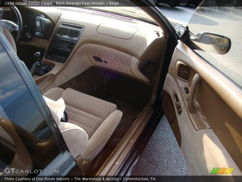 Black Emerald Pearl Metallic / Beige 1994 Nissan 300ZX Coupe