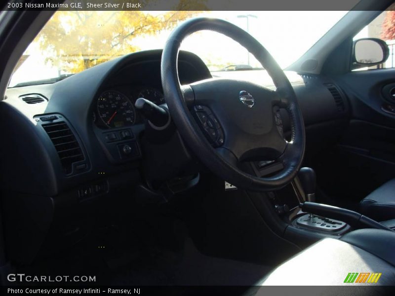 Sheer Silver / Black 2003 Nissan Maxima GLE