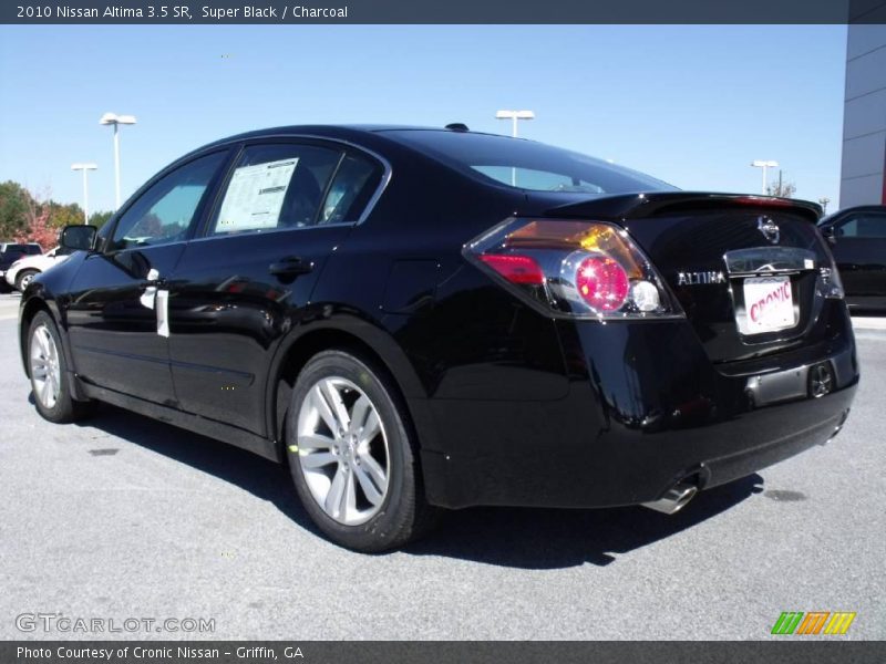 Super Black / Charcoal 2010 Nissan Altima 3.5 SR