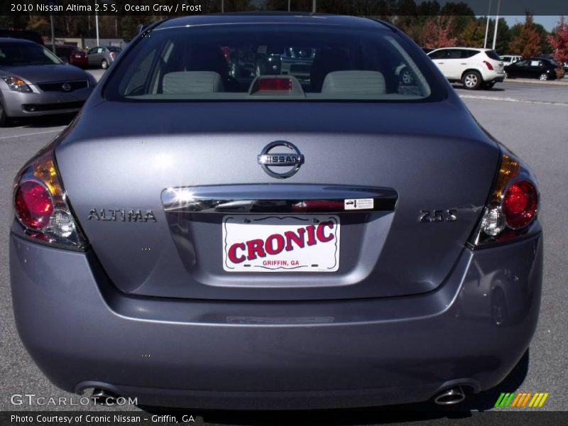 Ocean Gray / Frost 2010 Nissan Altima 2.5 S