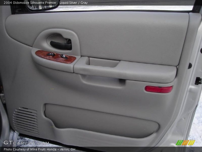 Liquid Silver / Gray 2004 Oldsmobile Silhouette Premier