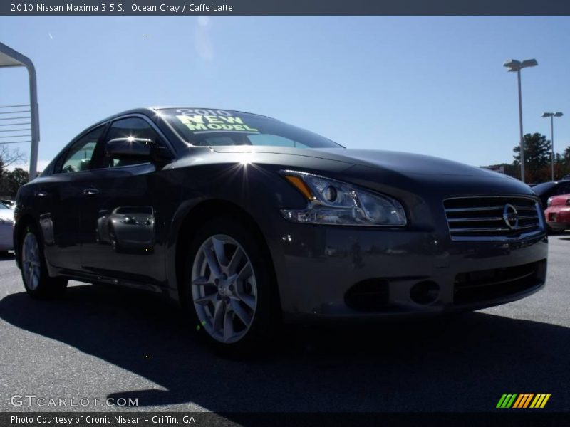 Ocean Gray / Caffe Latte 2010 Nissan Maxima 3.5 S