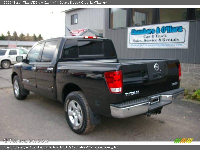 Galaxy Black / Graphite/Titanium 2006 Nissan Titan SE Crew Cab 4x4