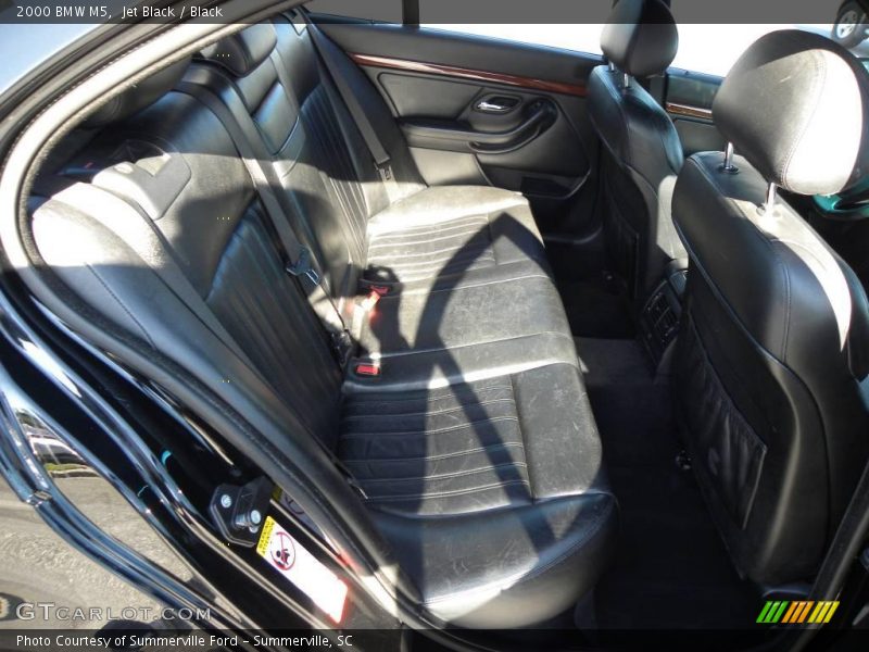 Jet Black / Black 2000 BMW M5