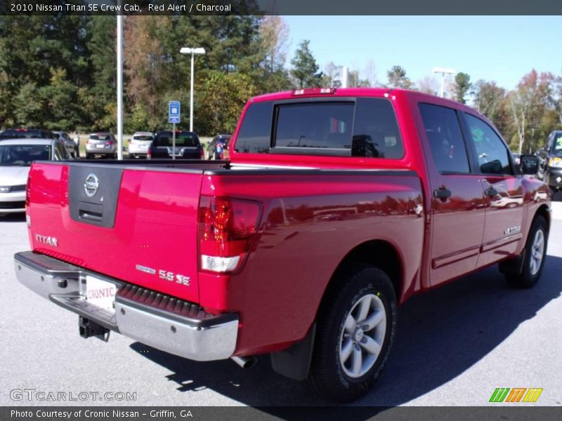 Red Alert / Charcoal 2010 Nissan Titan SE Crew Cab