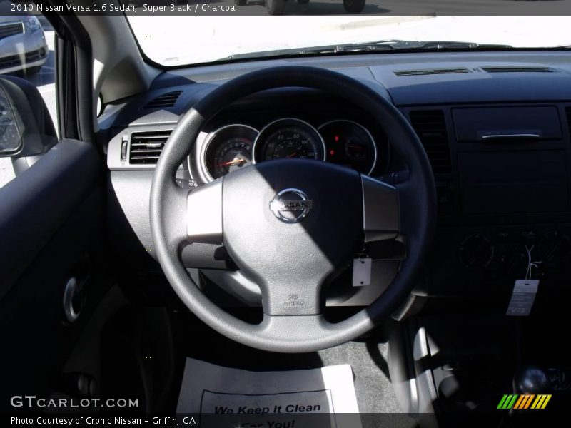 Super Black / Charcoal 2010 Nissan Versa 1.6 Sedan