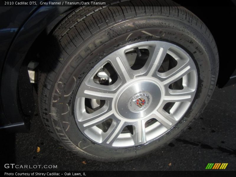 Grey Flannel / Titanium/Dark Titanium 2010 Cadillac DTS